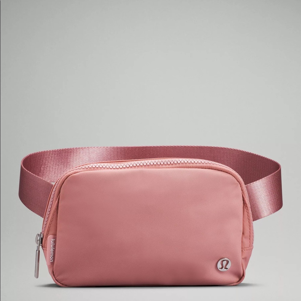 Lululemon Everywhere Belt Bag Pink Pastel